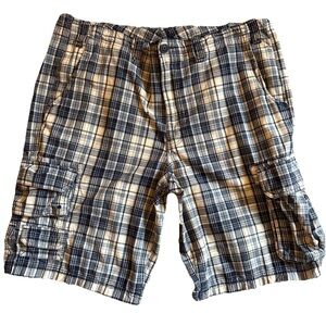 Eddie Bauer Plaid Cargo Shorts Men Size 42 Tall Navy Blue Khaki 11” Inseam